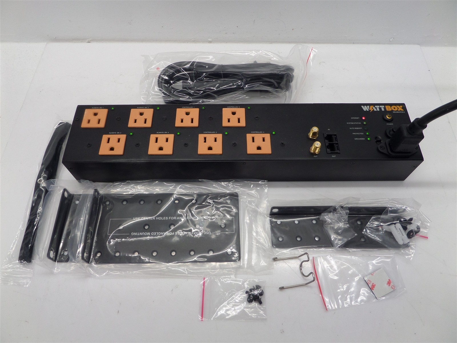 Wattbox WB-400-IPCE-8 8-Outlet Power Conditioner w/ Mounting Brackets