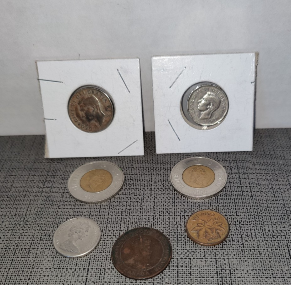 7 Canadian Coins  2 Toonies Queen Elizabeth + 1, 5, & 25 cents Circulated-Read