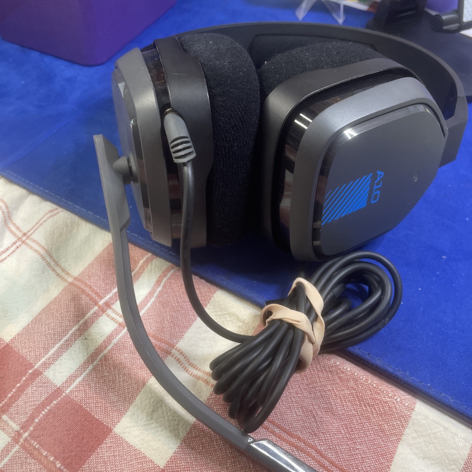 Astro A10 Wired Stereo Gaming Headset - Blue/black - Headset Only