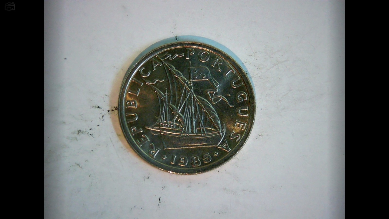 Australia 1985 2 Dollars 50 Cents Bicentenary of Captain Cook (HMS Endeavour) Co