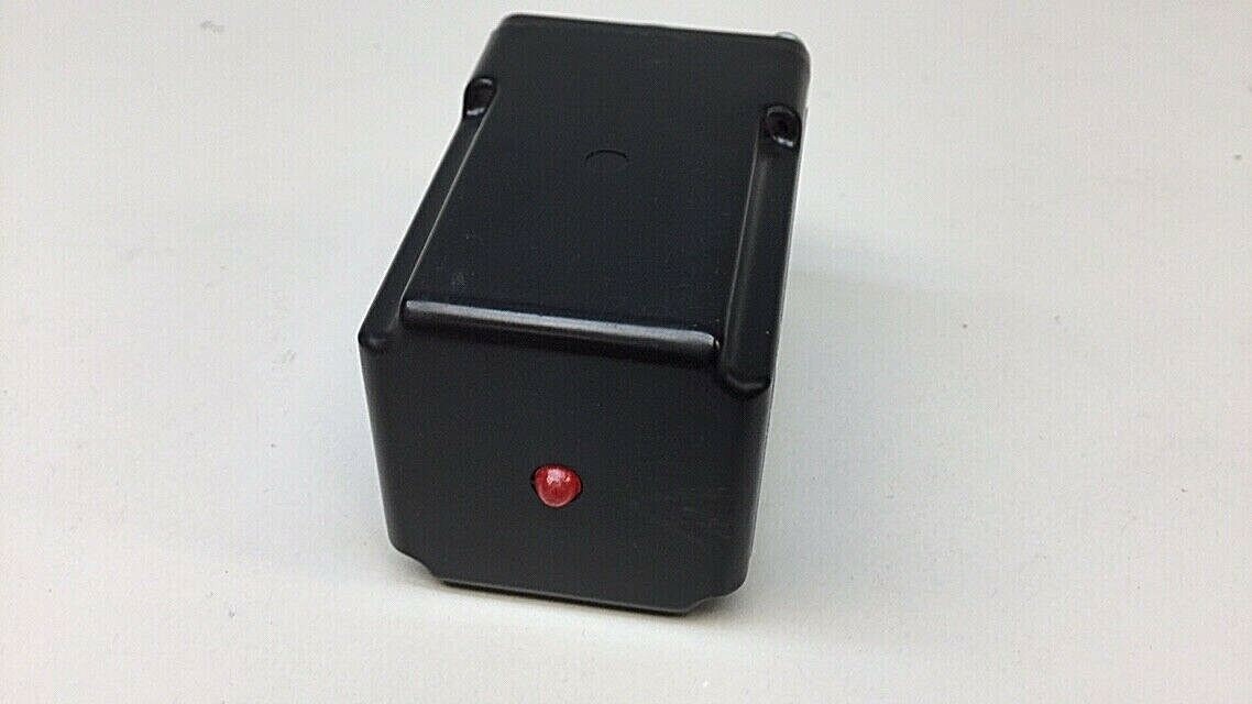 Banner BTR-1A Solid State Relay 8 Pin 12-18 VDC 240 VAC Max