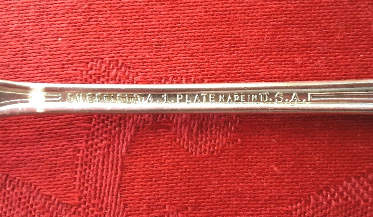Seafood Cocktail Forks (4) Sheffield Five Pattern Silverplate