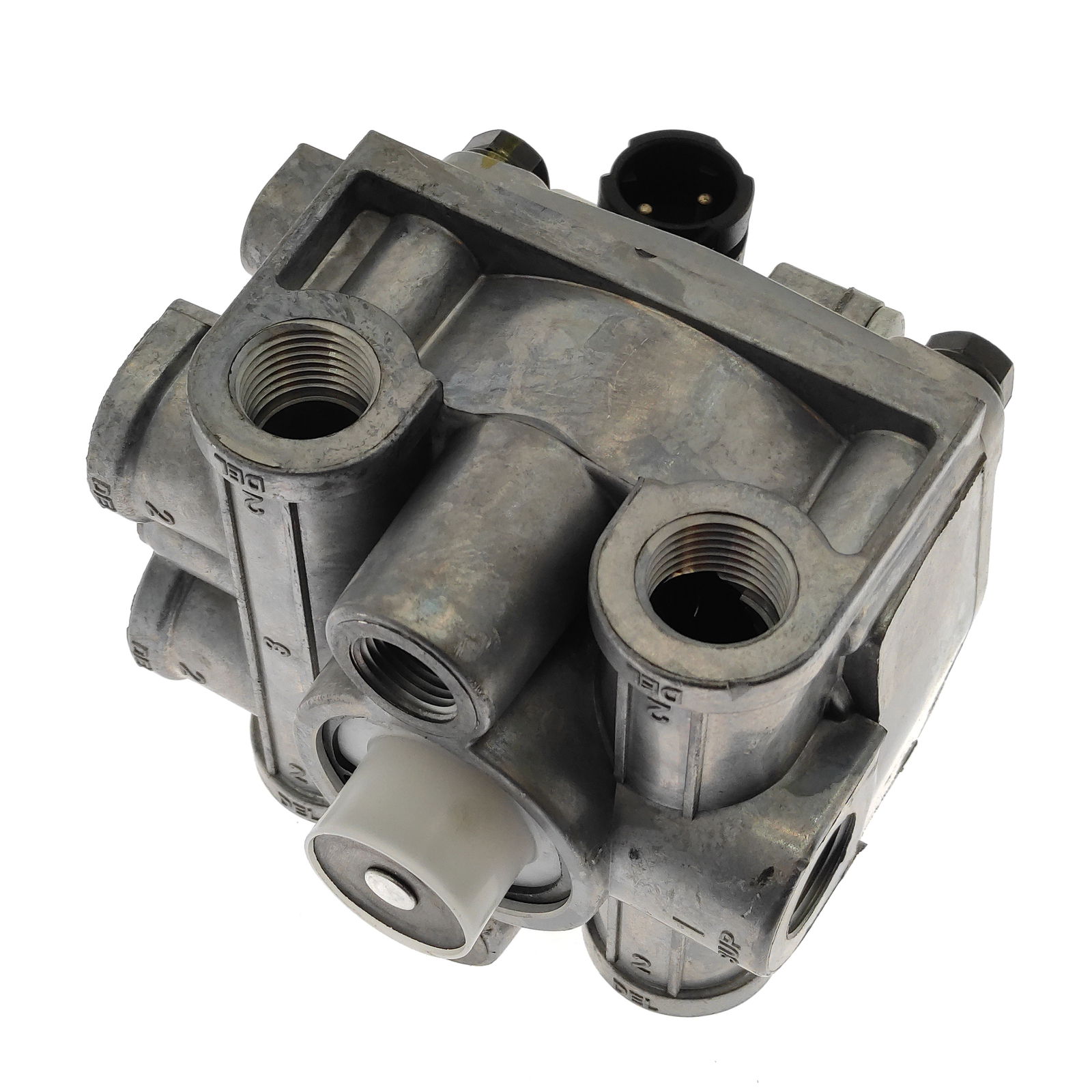 Relay Valve For Navistar Bendix ATR-6™ Series 1/2-14" NPT 12V Traction K071866