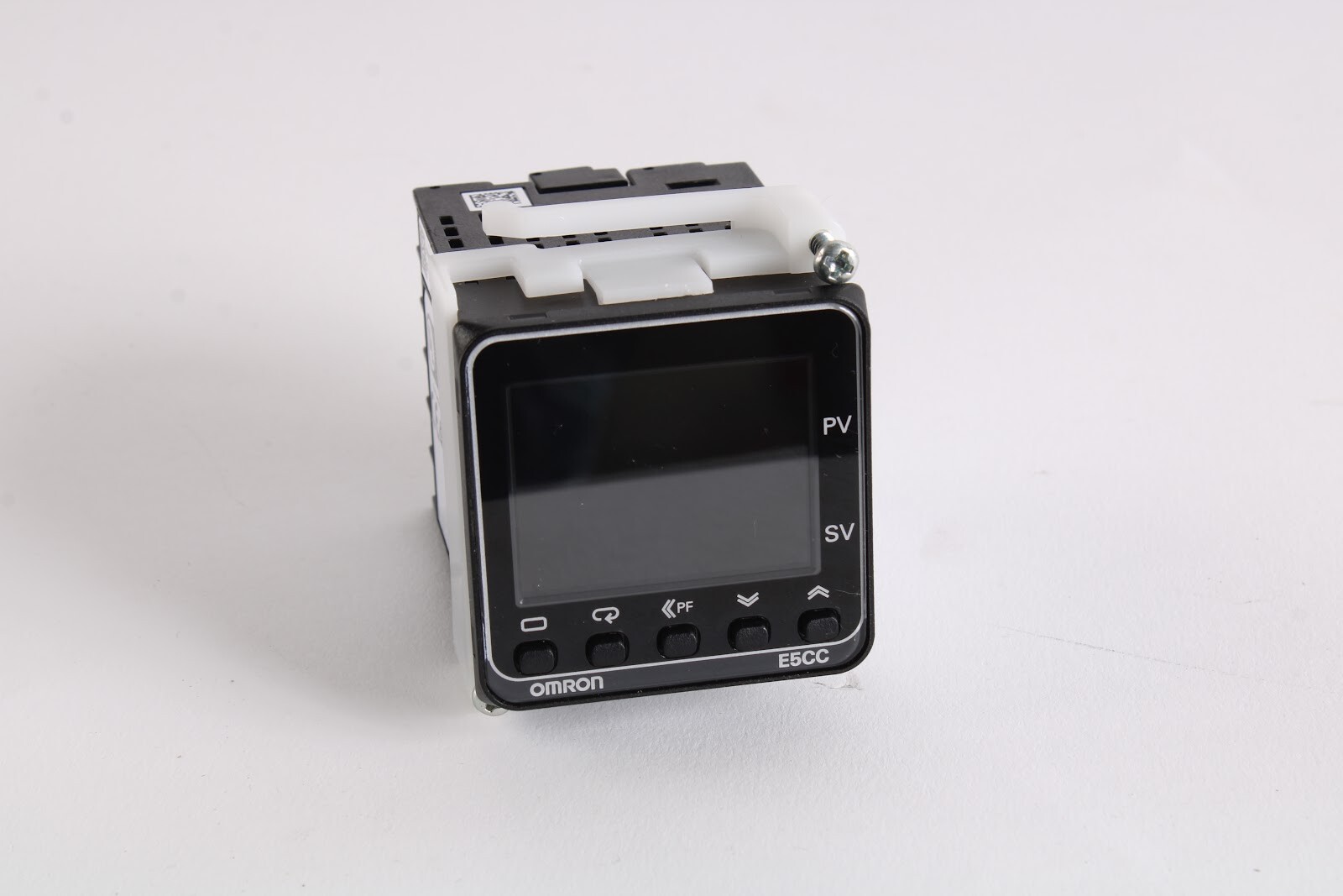 Omron E5CC-QX2ASM-802 Digital Temperature Controller With Mount