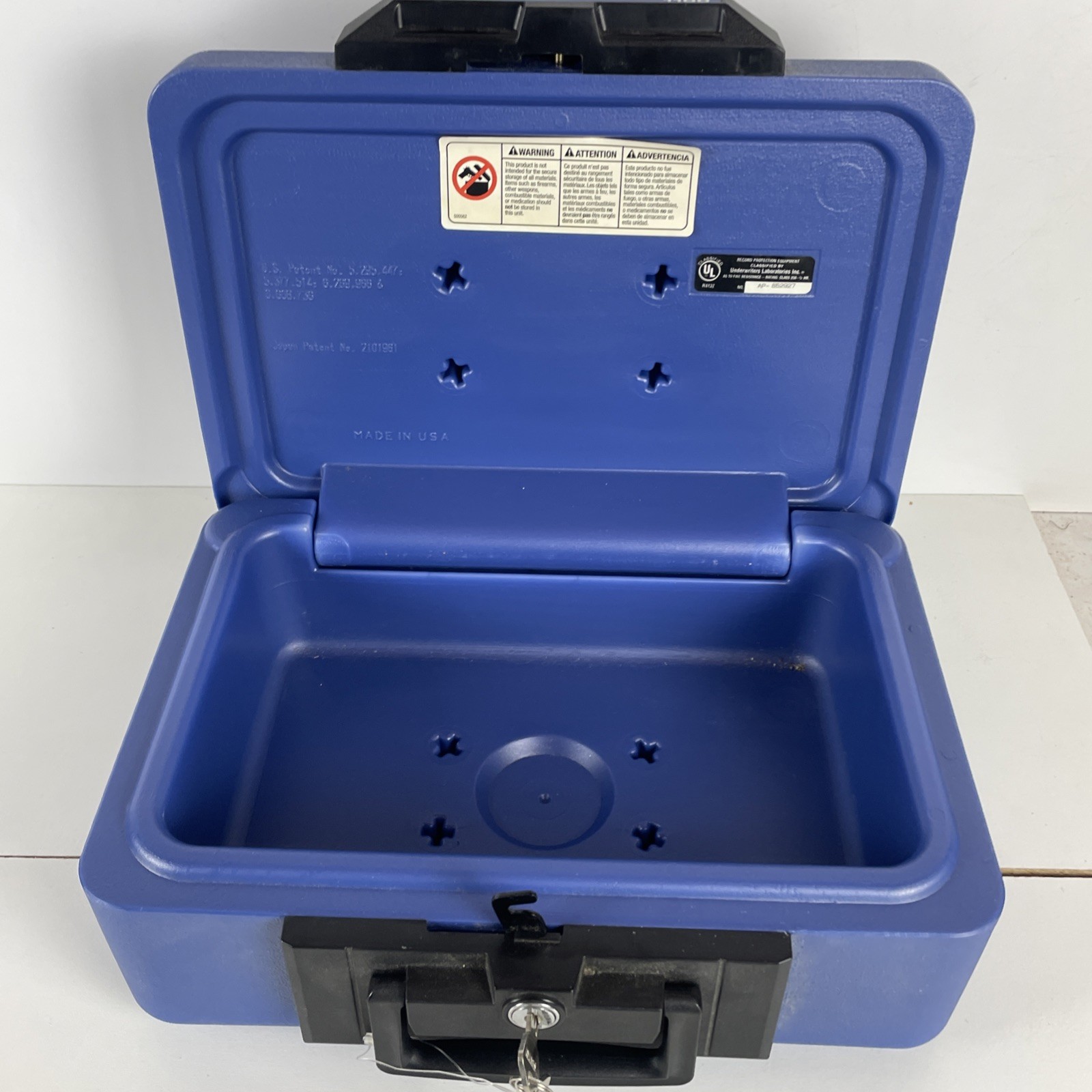 Sentry 1100 With Keys Fire Proof Lock Box Portable Record Protector Blue