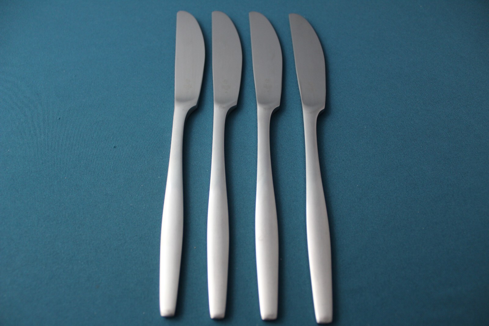 Dansk VARIATION V Satin Finland Dinner Knives (Set of 4) Stainless 8 1/2"