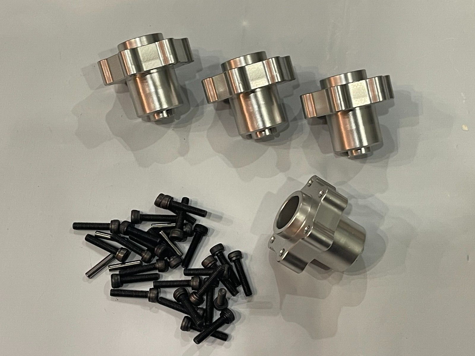 Racing Pin Wheel Adapters For 1/8 Losi LMT for Tribute Wheel Monster Truck S