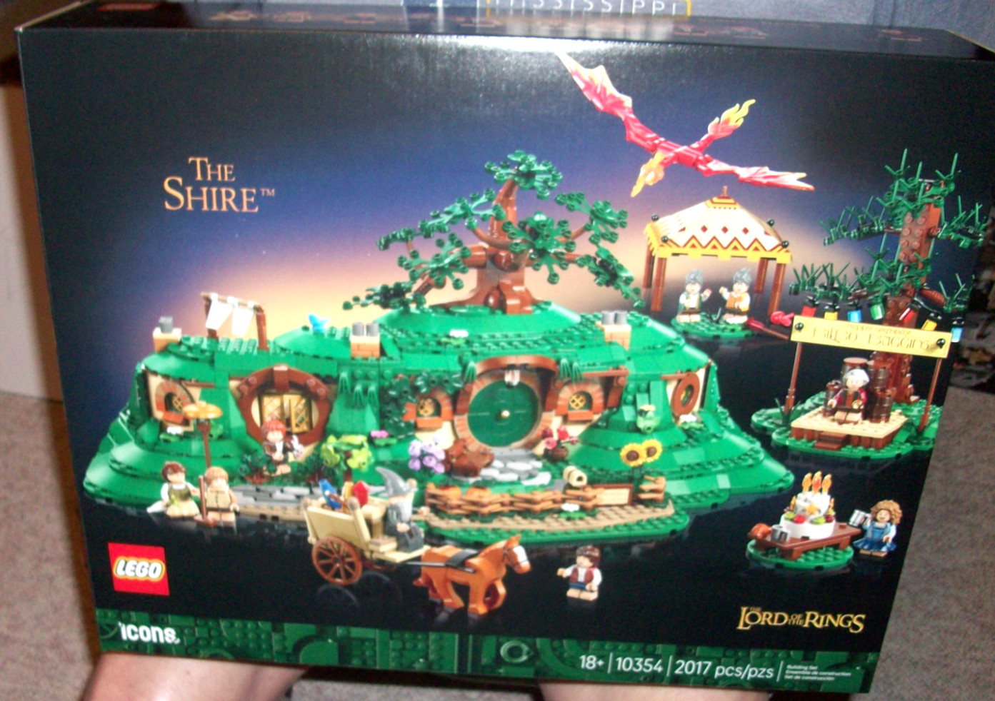 EUC ICONS LEGO SET #10354 LORD OF THE RINGS - THE SHIRE. *COLLECTOR'S SET*