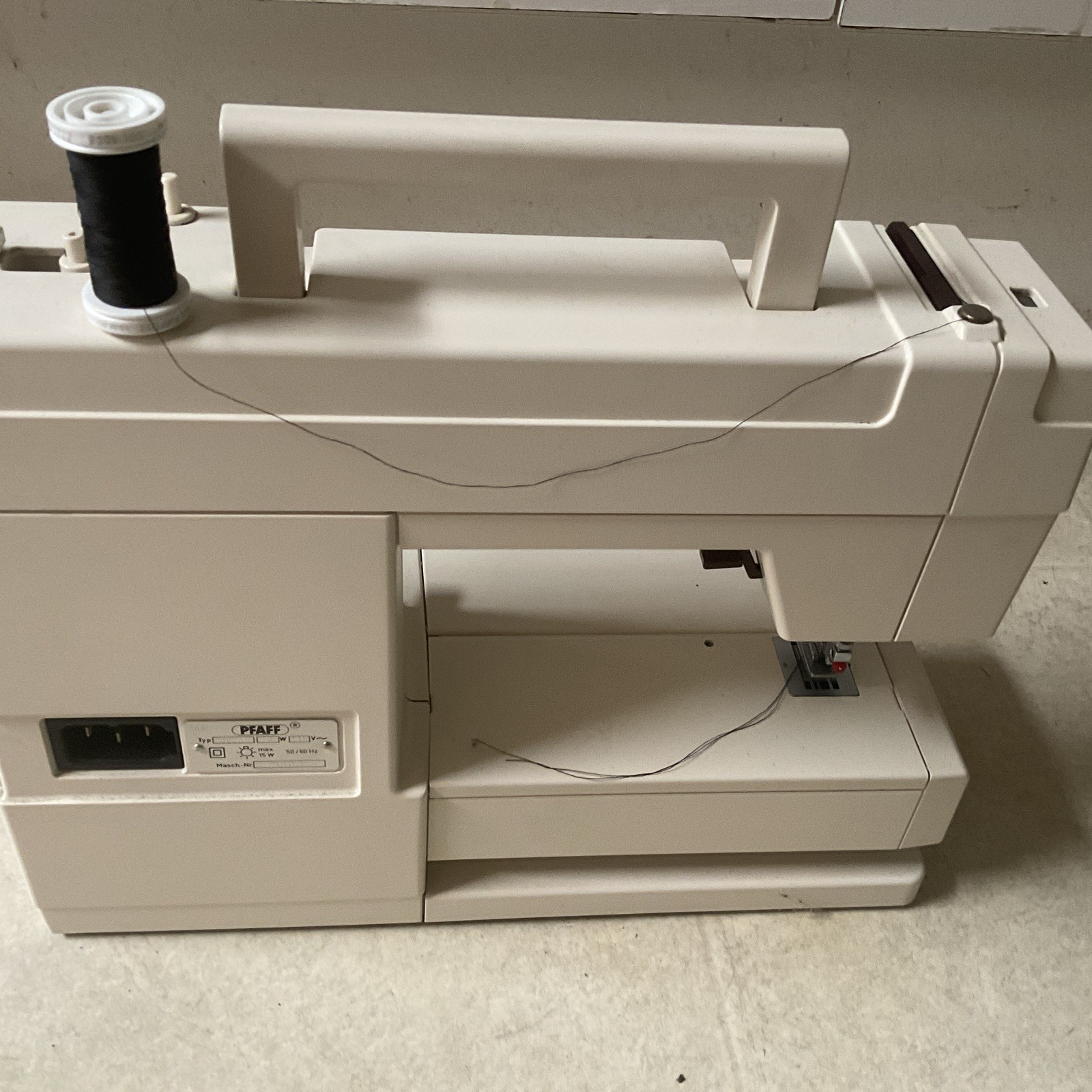 PFAFF hobbymatic 927 sewing machine