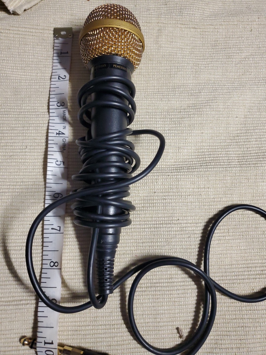 Philips Karaoke Dynamic Microphone IMP .600 PEAC0395-03