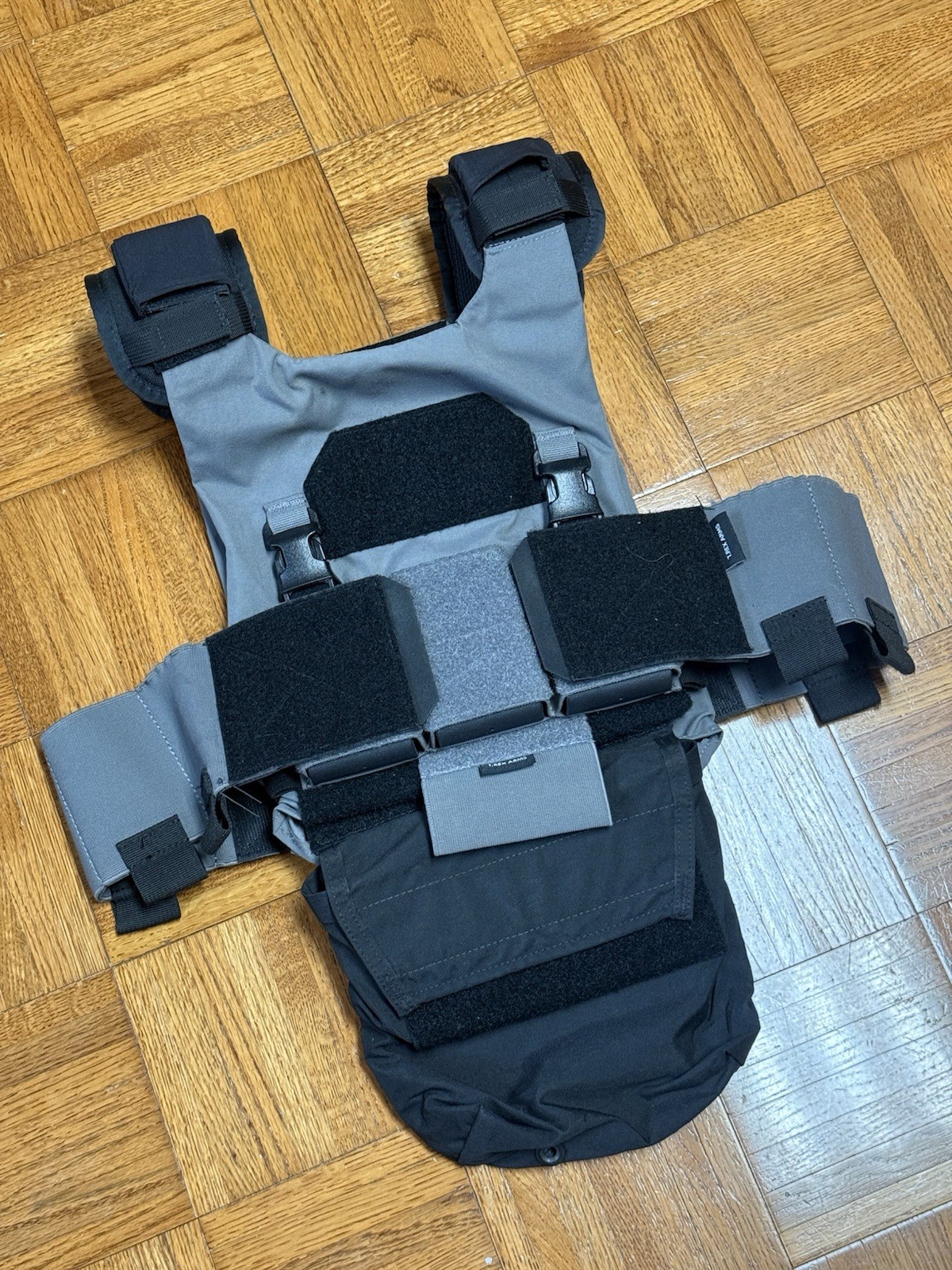Trex Arms AC1 Wolf Grey Large With TQ Dangler Kangaroo Pouch HSGI Pads