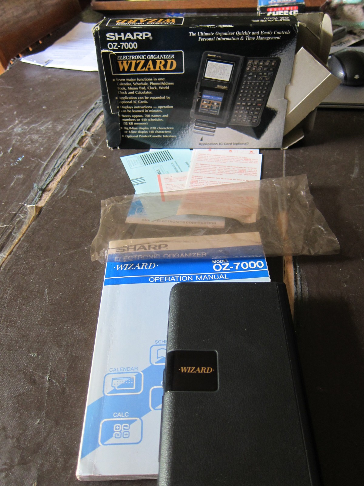 Sharp OZ-7000 Wizard Electronic Organizer Bundle Working - w/Box New Batteries