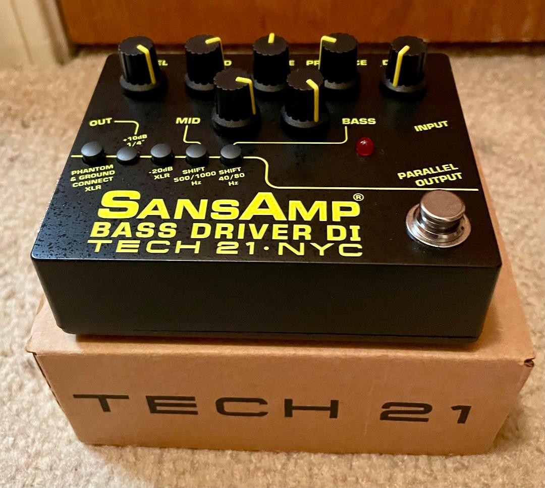 Tech 21 BSDR-V2 DI Bass  Pedal SansAmp Mint