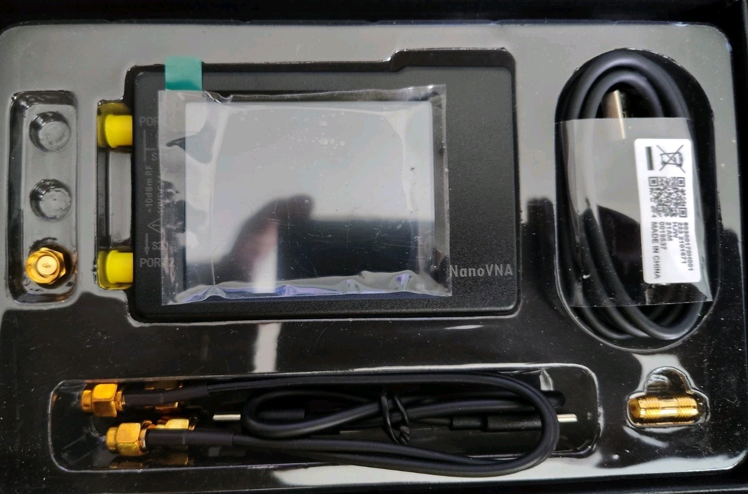 NanoVNA Very Tiny Handheld Vector Network Analyzer