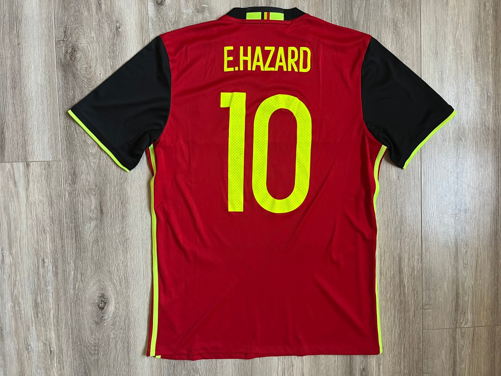 Belgium Home football shirt 2016/2017 Jersey Soccer Adidas AA8744 # Eden Hazard