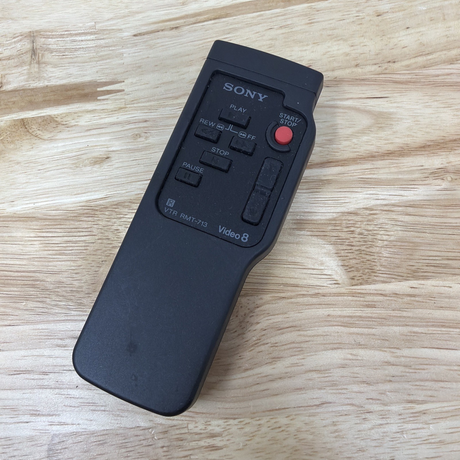 Sony Video 8  VTR-713  REMOTE CONTROL RMT-713 VTR Video 8 CCDRT98, CCDTR11