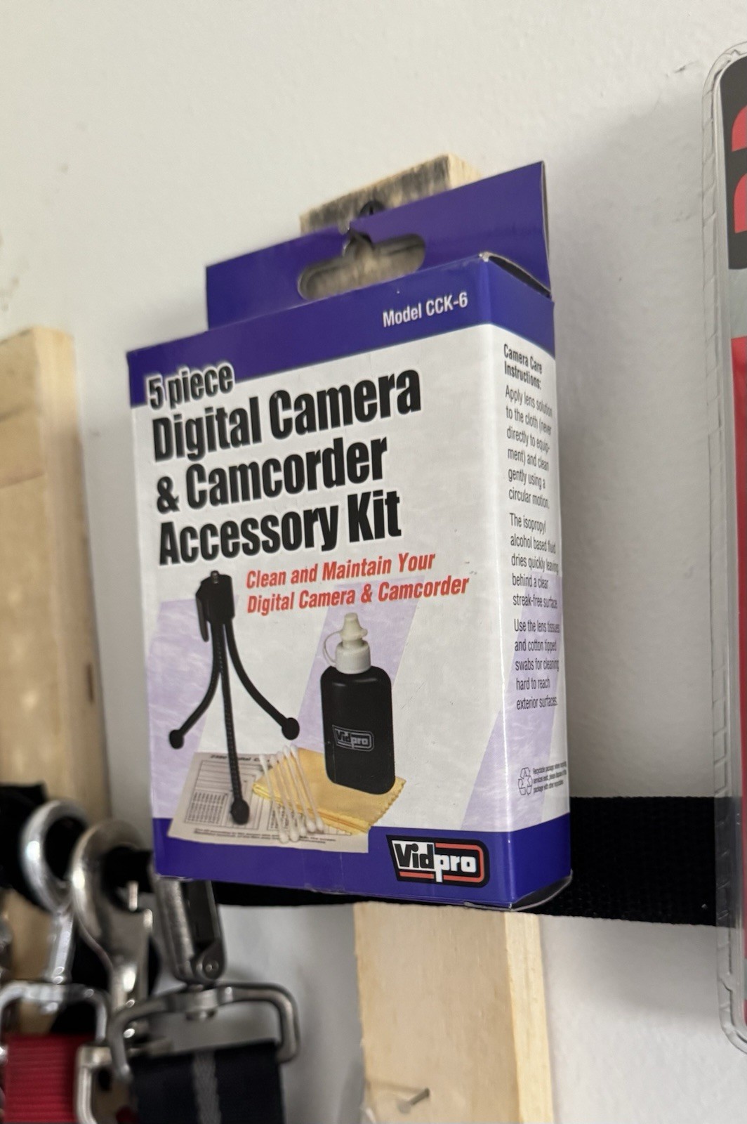 5 Piece Digital Camera & Camcorder Accessory Kit.