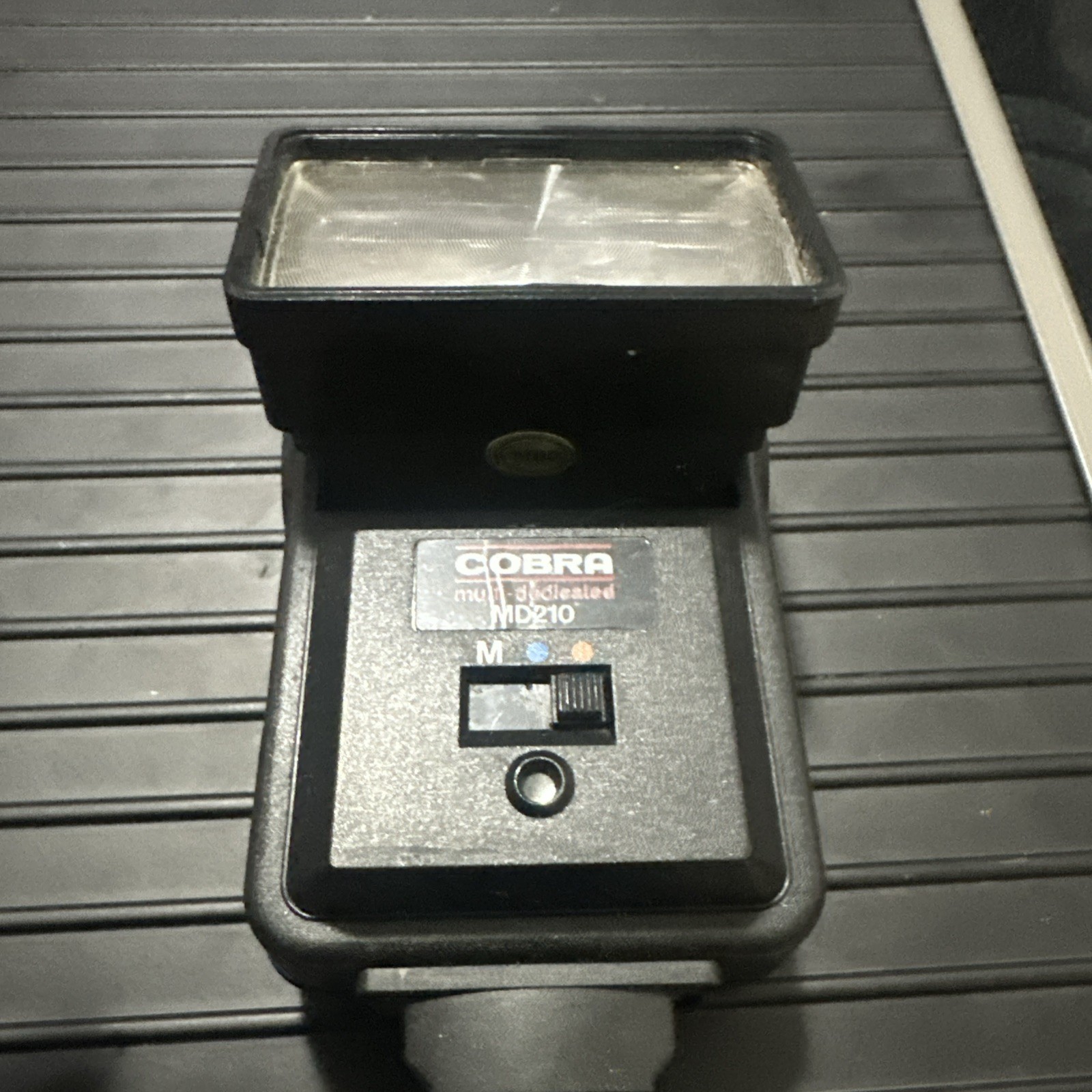Cobra MD210 Flash Unit with Diffuser and Filter Set