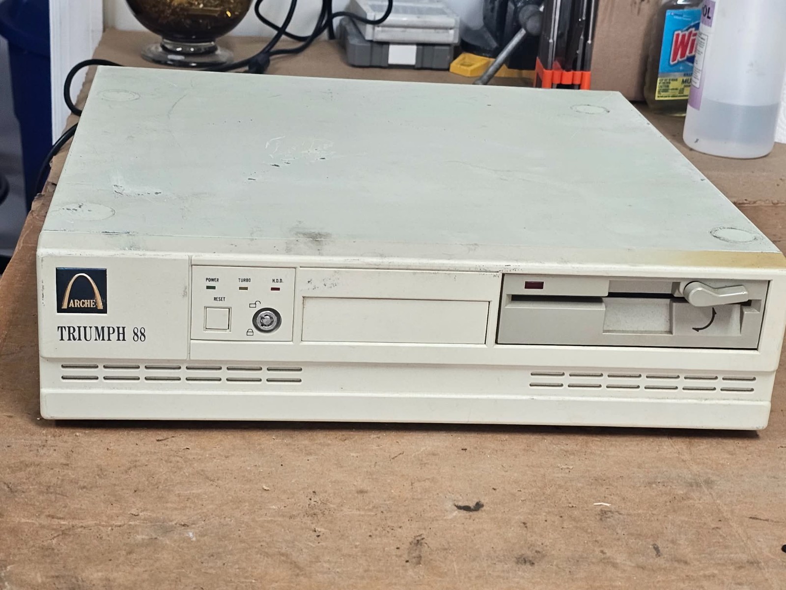 Vintage Retro Gaming Cool Case Triumph 88 Desktop Computer w/HD & Floppy Powers