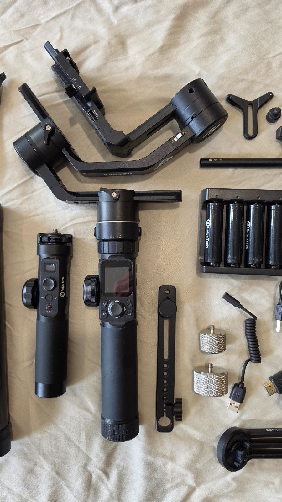 FeiyuTech AK4500 Gimbal Kit | Essential Kit, Focus Motor, Extra Hyperlink Remote