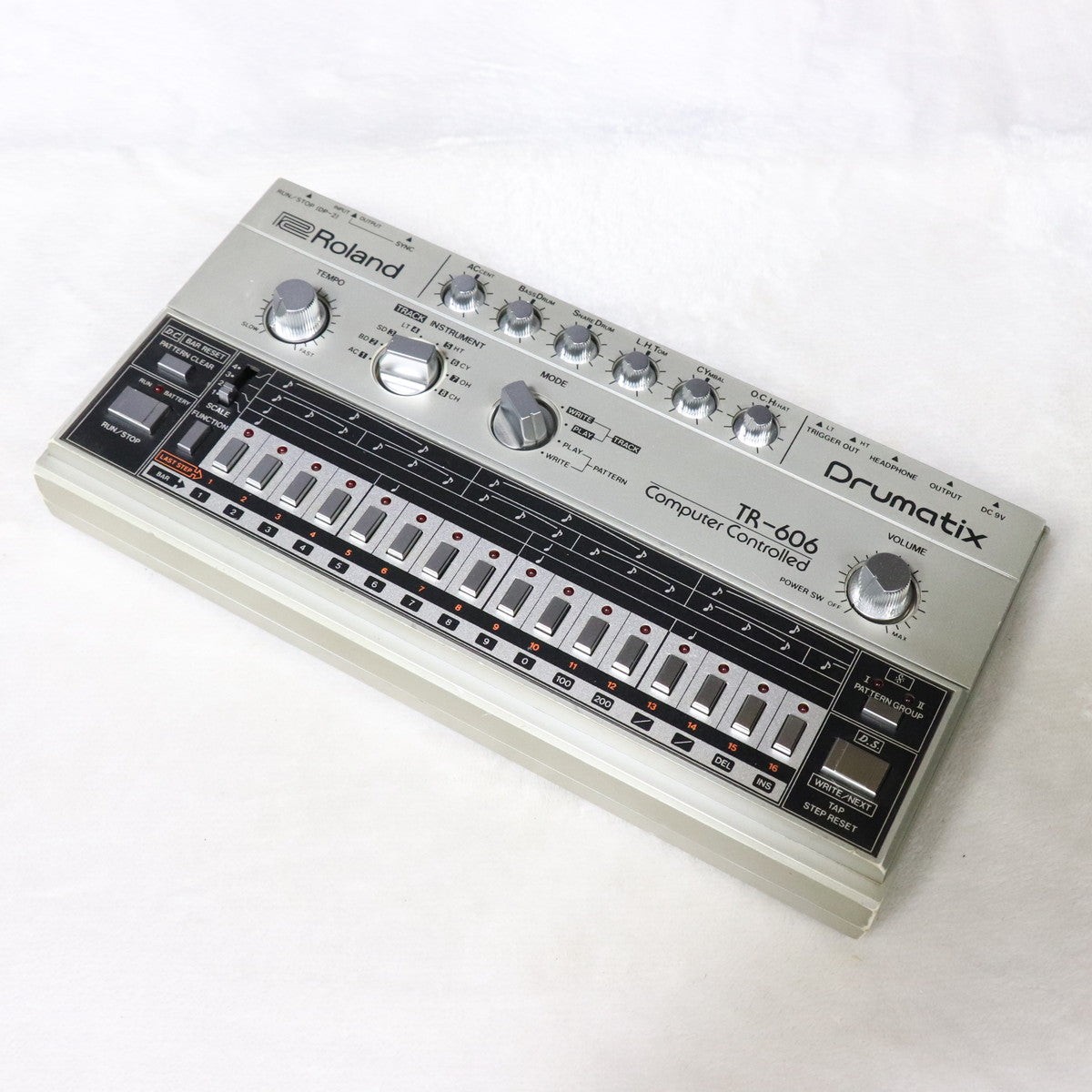 Roland TR-606 [092300]