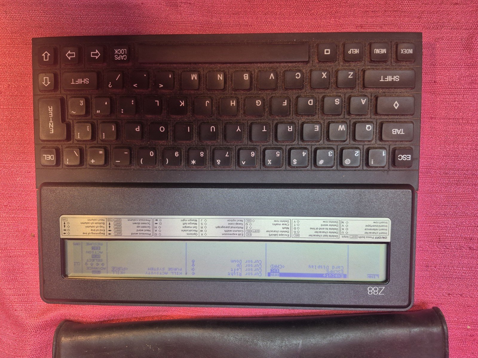 Vintage Cambridge Computer Z88 Portable Laptop Notebook Tested Working Sinclair