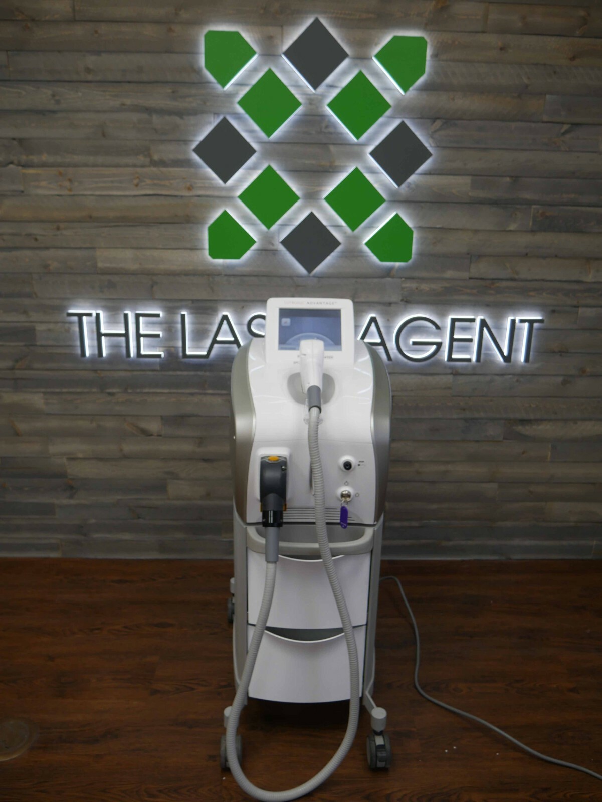 2014 Lutronic Advantage- Diode Hair Removal, Large Size Handpiece