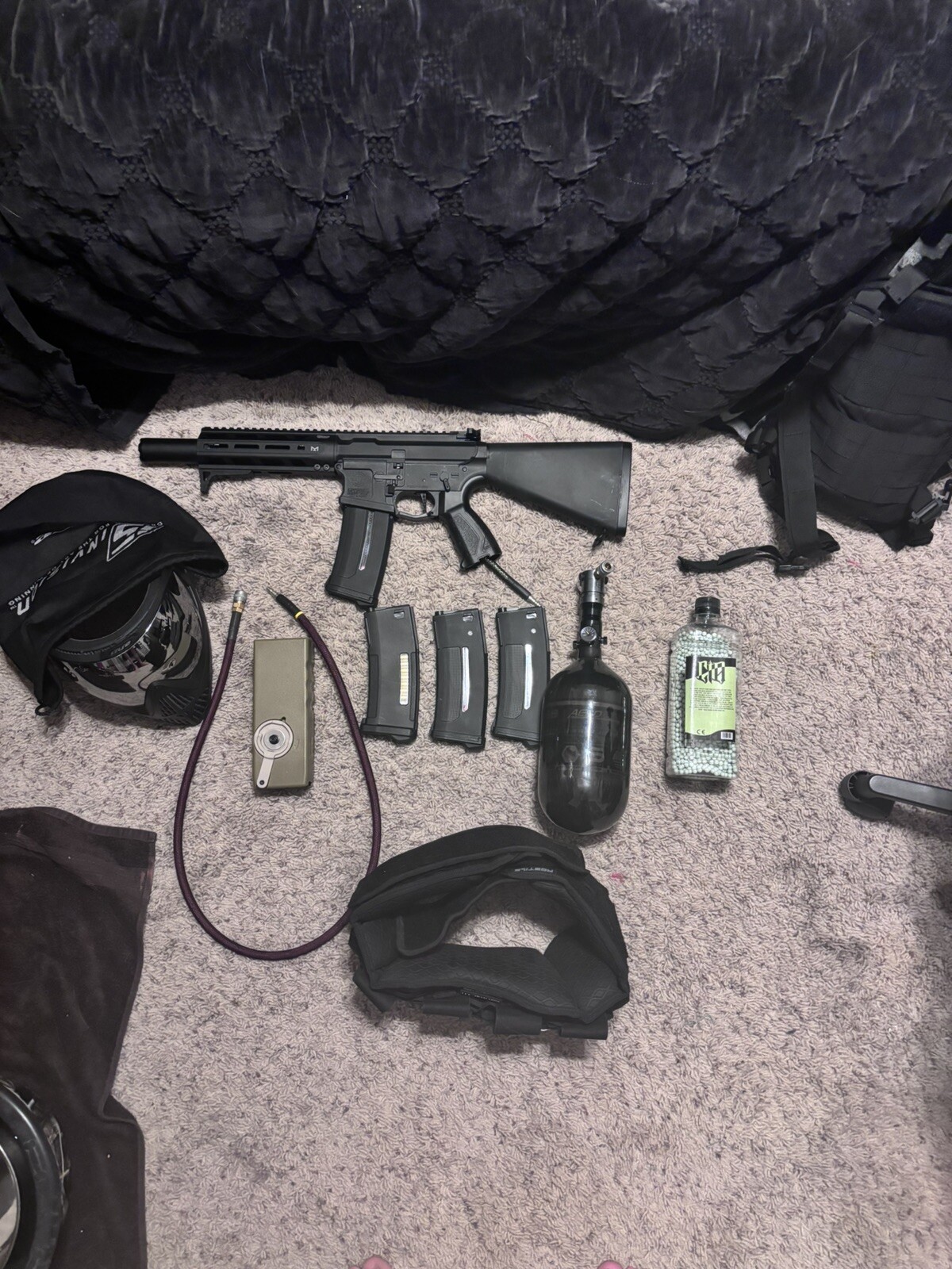 Replica Airsoft Gun And Kit
