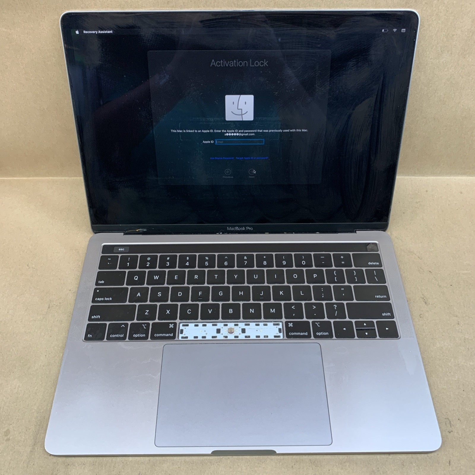 MacBook Pro Touchbar 13" 2019, i5-8257U @ 1.4GHz, 8GB RAM, No SSD, No OS, ICL