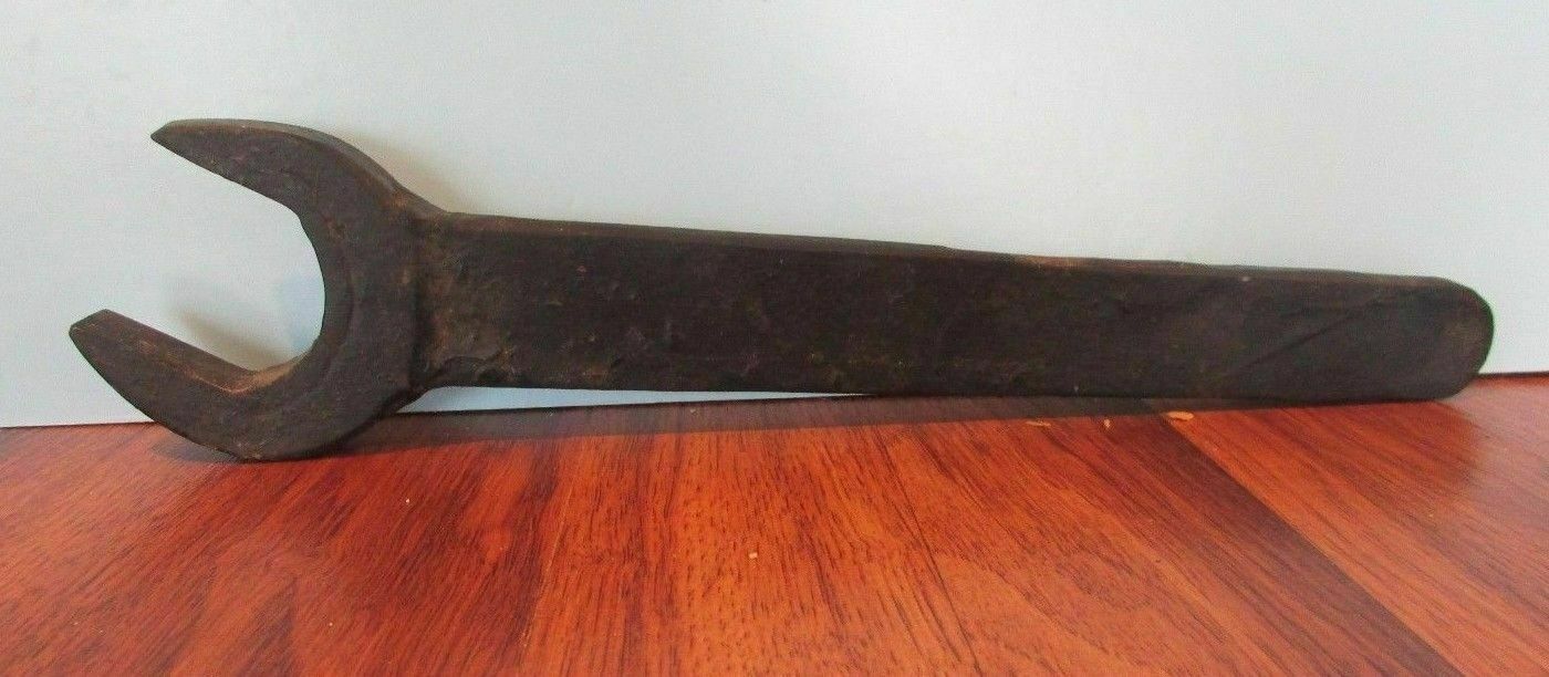 Vintage Collectible black alloy OPEN END 11" Wrench STAMPED 21T24