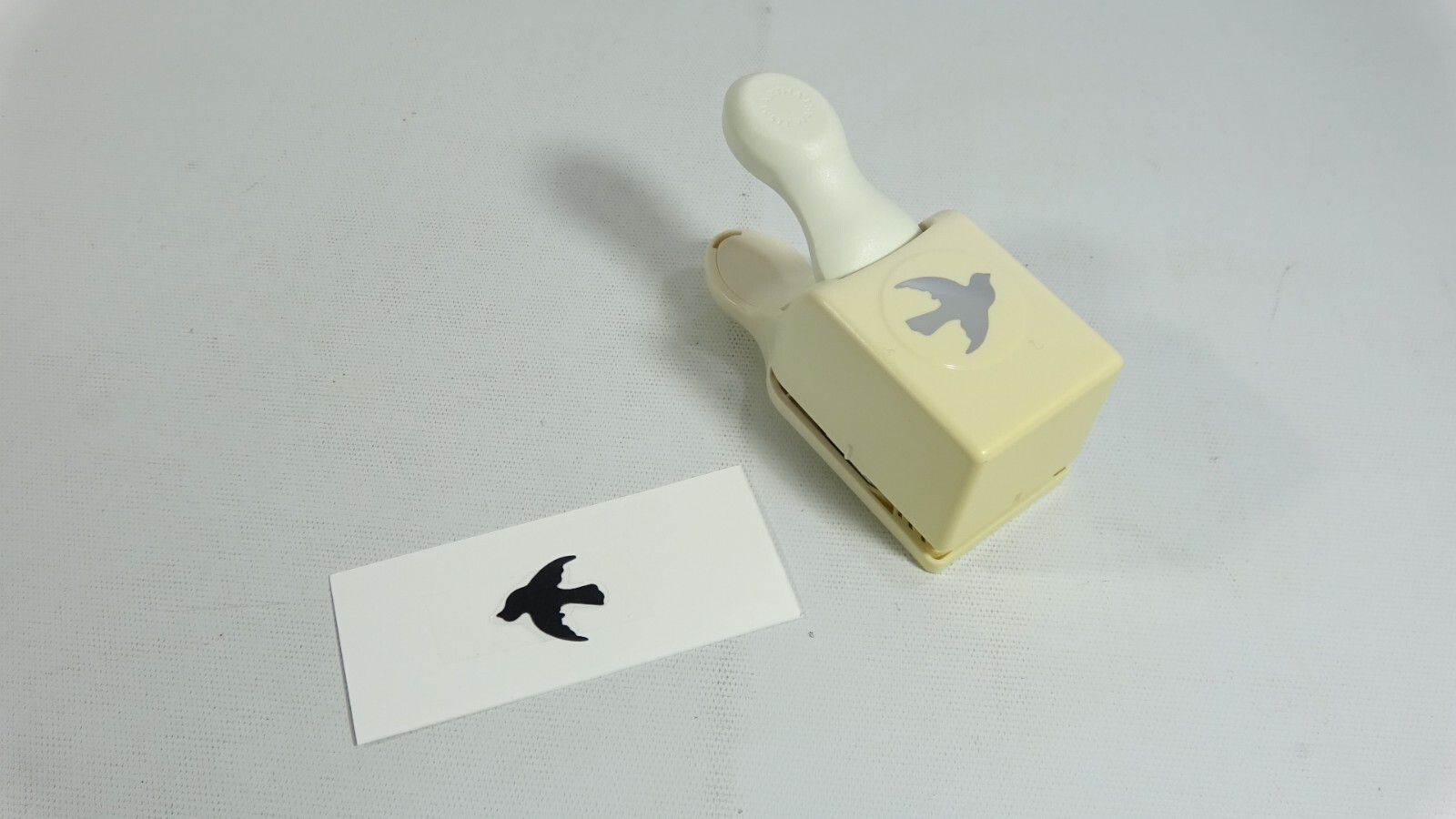 Martha Stewart 2007 Dove Bird Punch #M283111