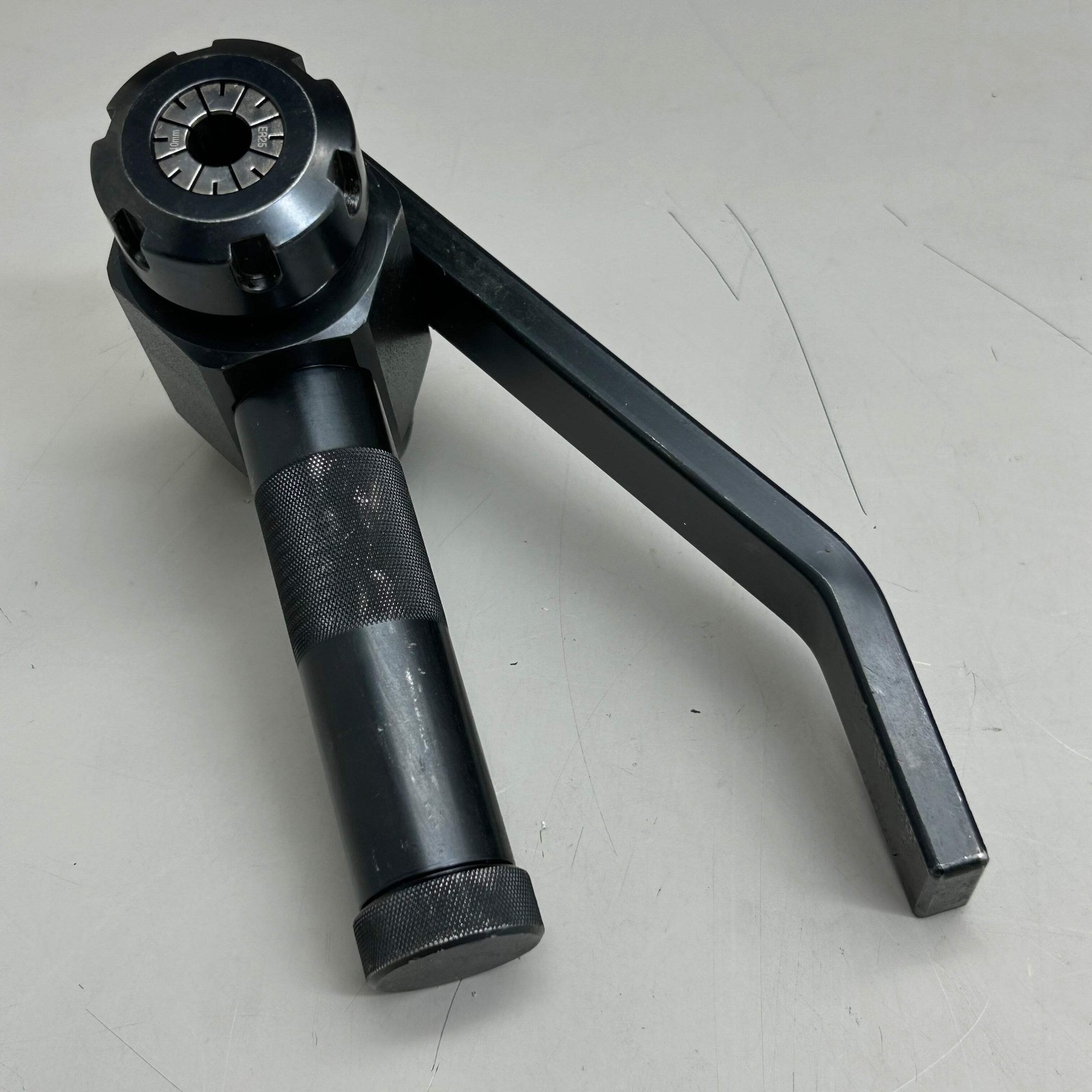 Manual High-Pressure Coning & Threading Tool Black