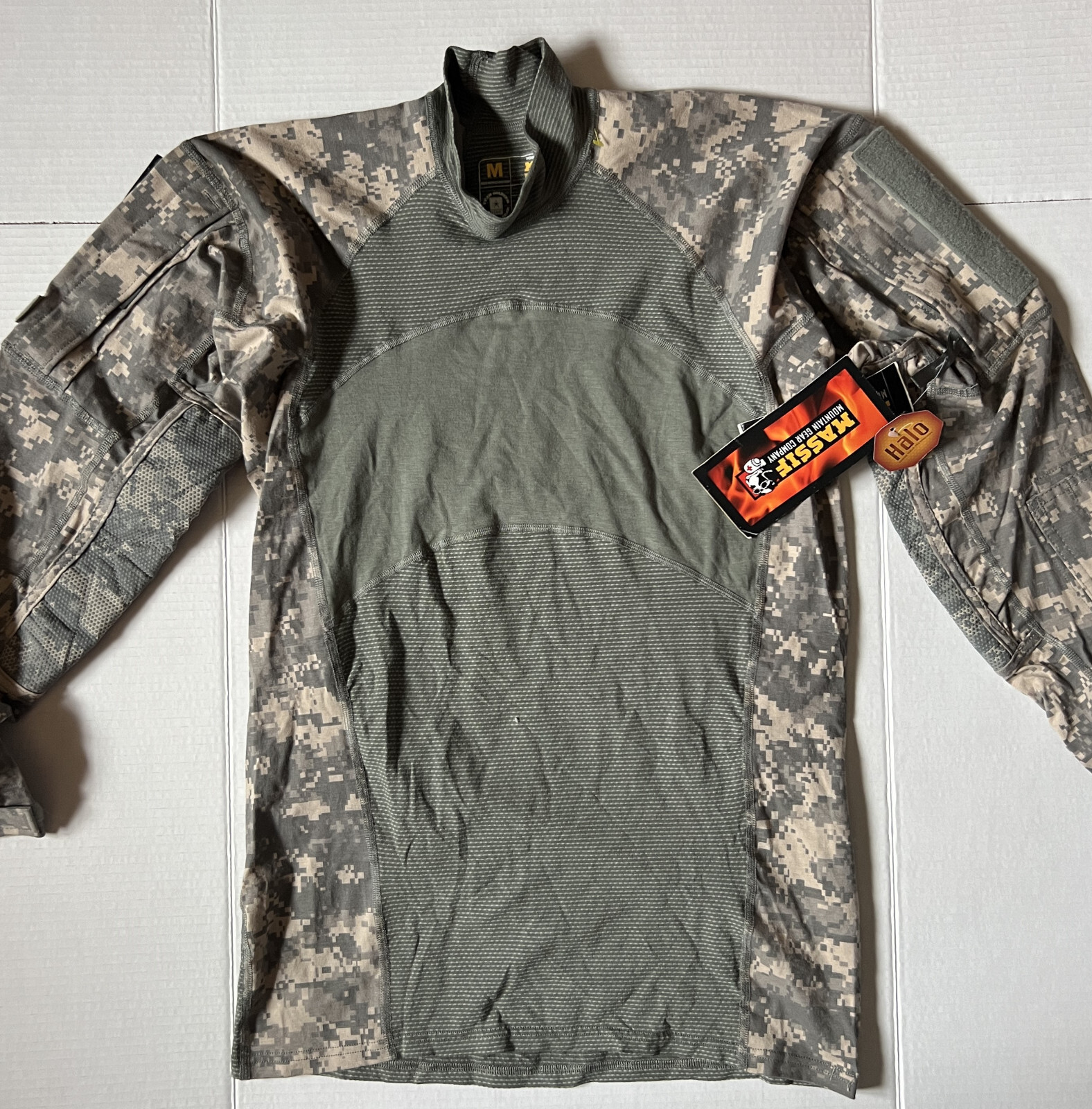 NWT MASSIFF - Men's NEW Camo Army Combat Shirt Digital Flame Resistant - Medium