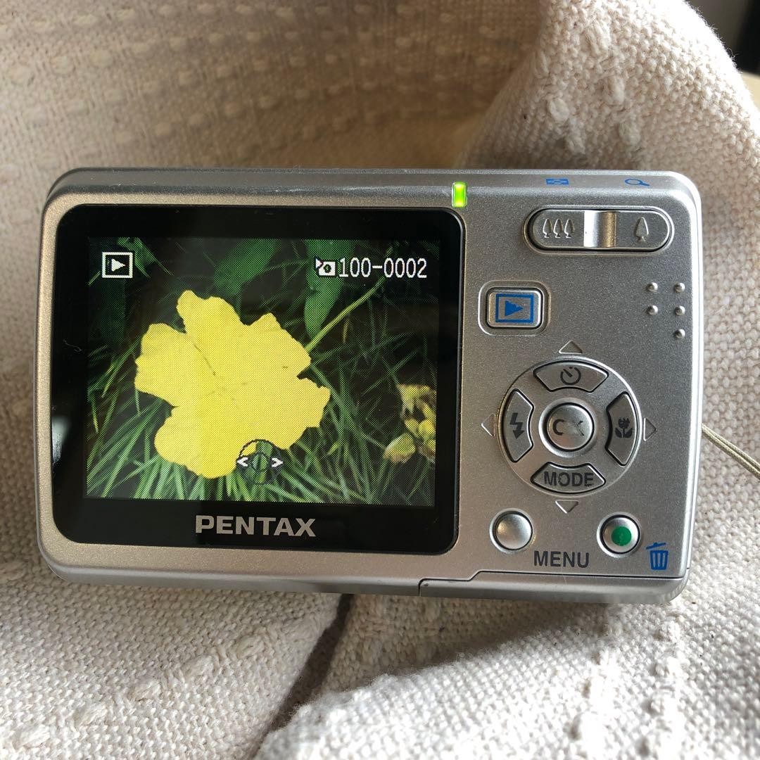 PENTAX Optio E40 8.1 Megapixel Compact Digital Camera Excellent Condition
