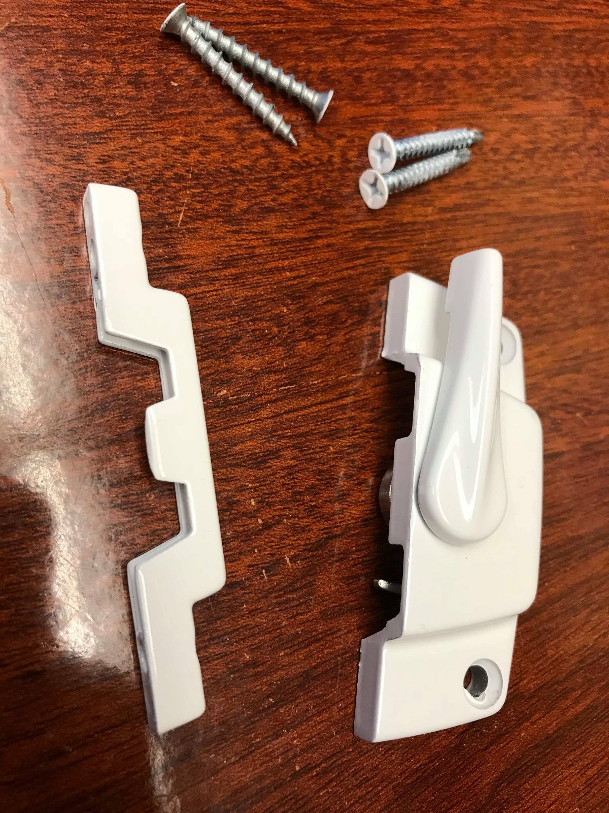 ALUMINUM WINDOW LOCKS (WHITE)
