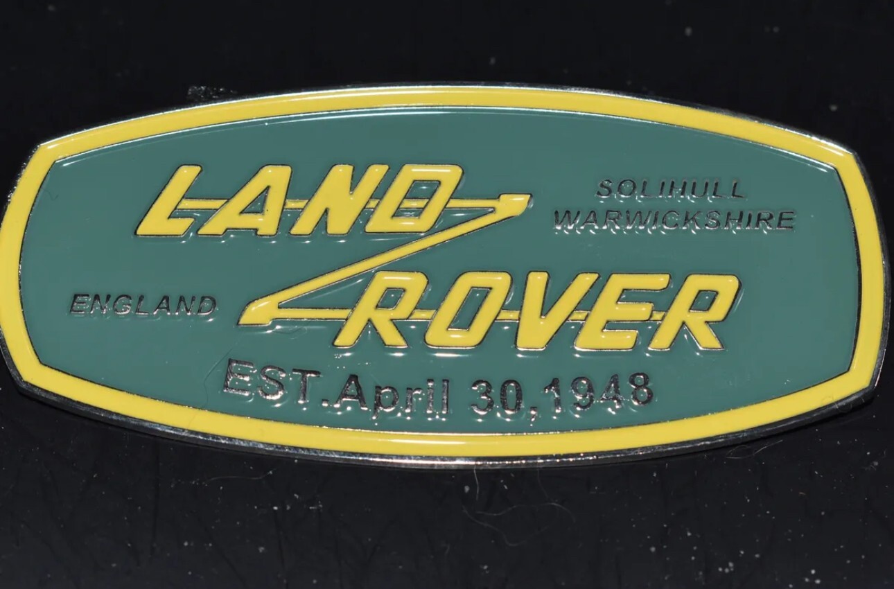 Beautifully crafted Land Rover "unique emblem" Toolbox/refrigerator magnets