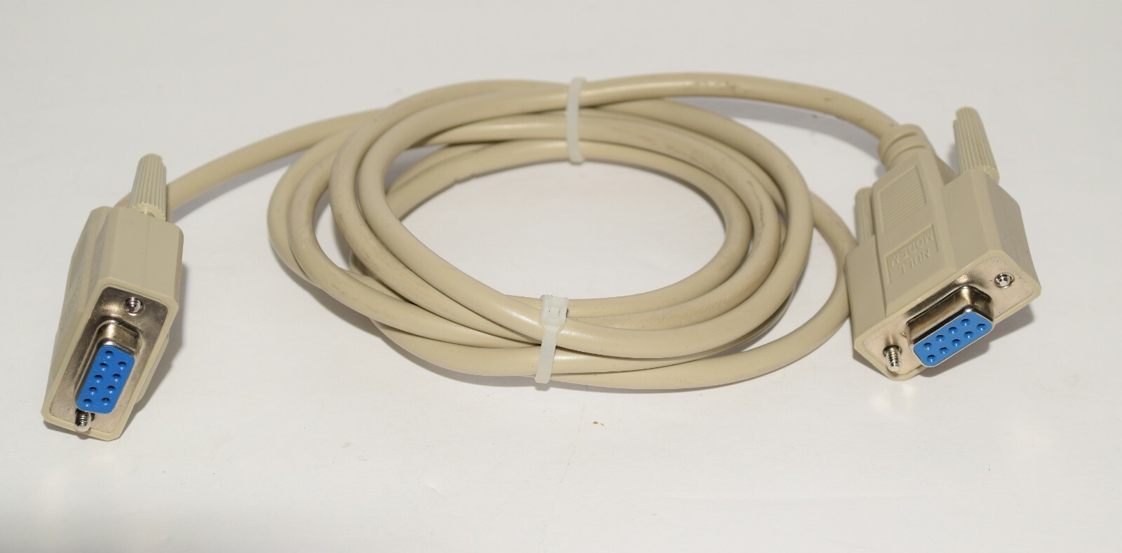 6 Ft DB9 Female / Female Data Transfer Cable Has Crossed Wiring Null Modem