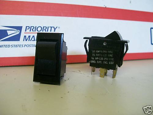 LOT OF 10 CARLINGSWITCH SWITCH TIGM53-IL-BL-NBL