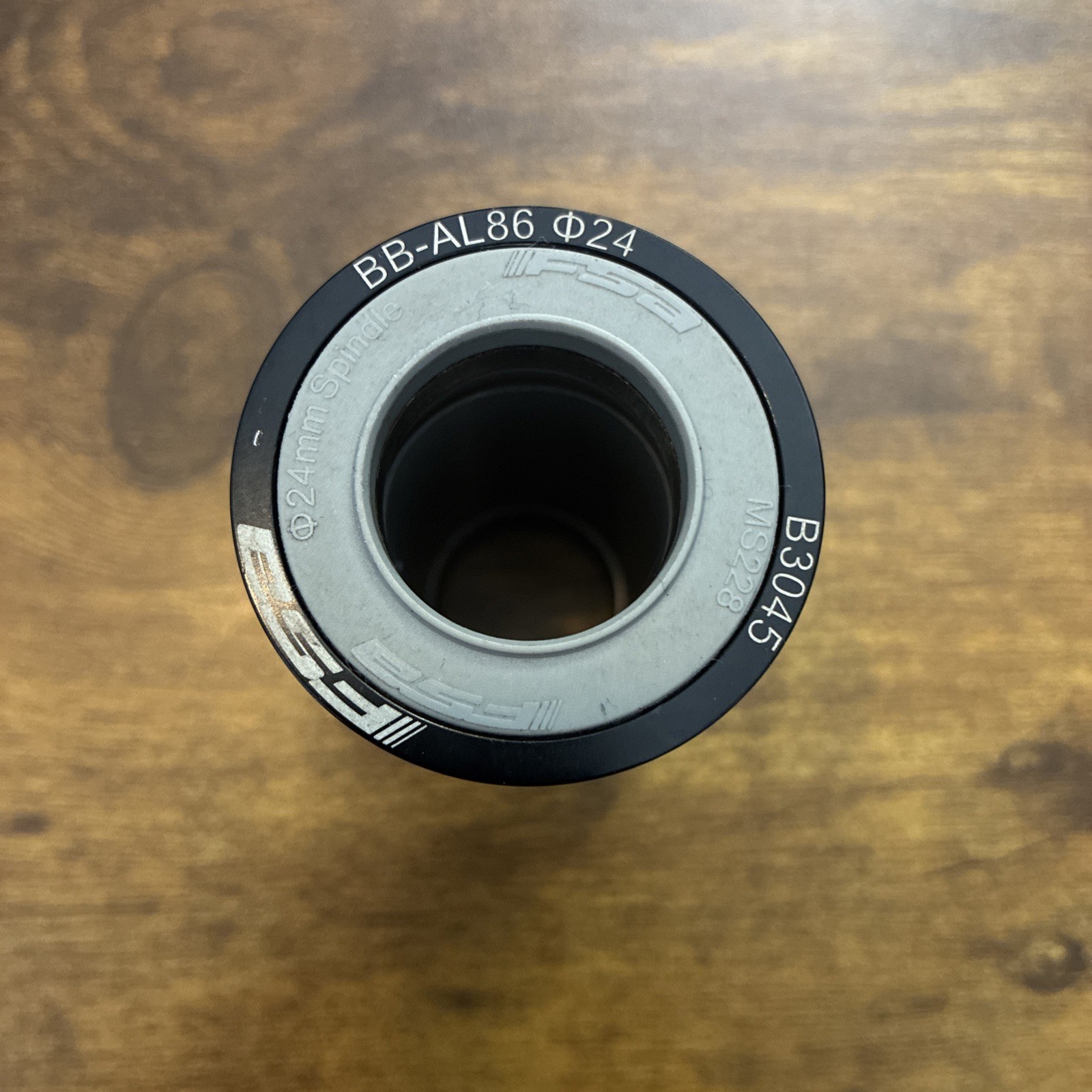 FSA BB-AL86 Press Fit Bottom Bracket 73mm Shell x 24mm Spindle