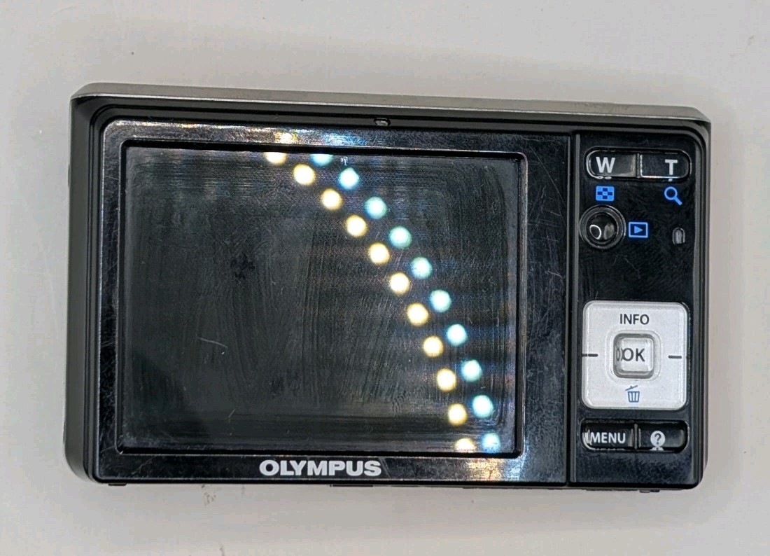 Olympus FE-5035 14.0MP Compact Digital Camera, Charger & Spare Battery