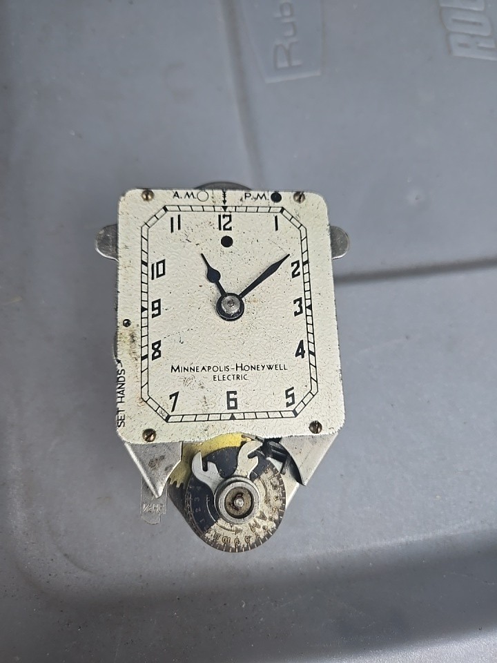 Minneapolis-Honeywell Electric Thermostat Vintage Art Deco Antique for Parts