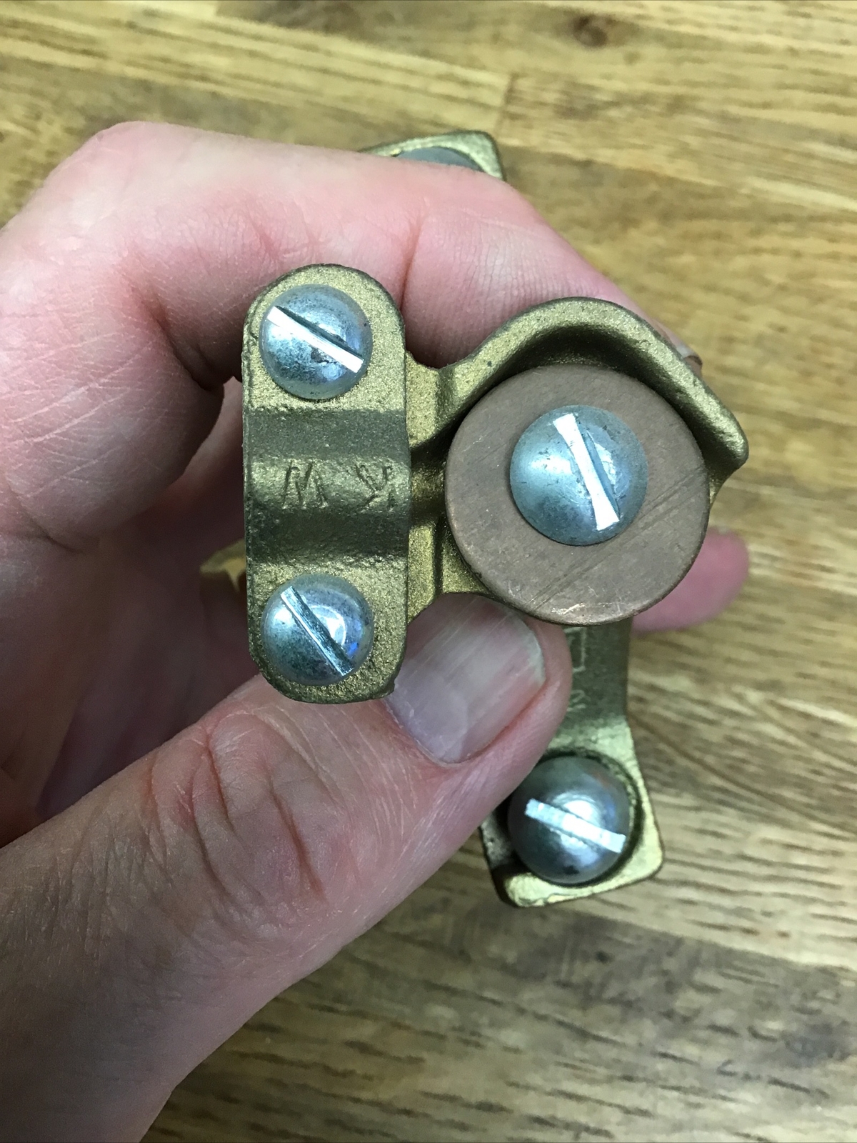 #10 -#2 Wire Bronze Ground Clamp, 1-1/4" - 2" Pipe