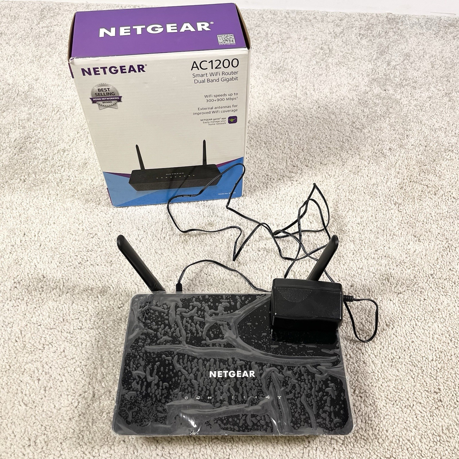 NETGEAR Black AC1200 Dual Band Router with External Antennas