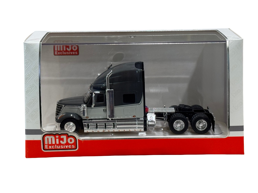 IXO MiJo Exclusives 2010 International Lonestar Grey with Silver Two Tone 1/64