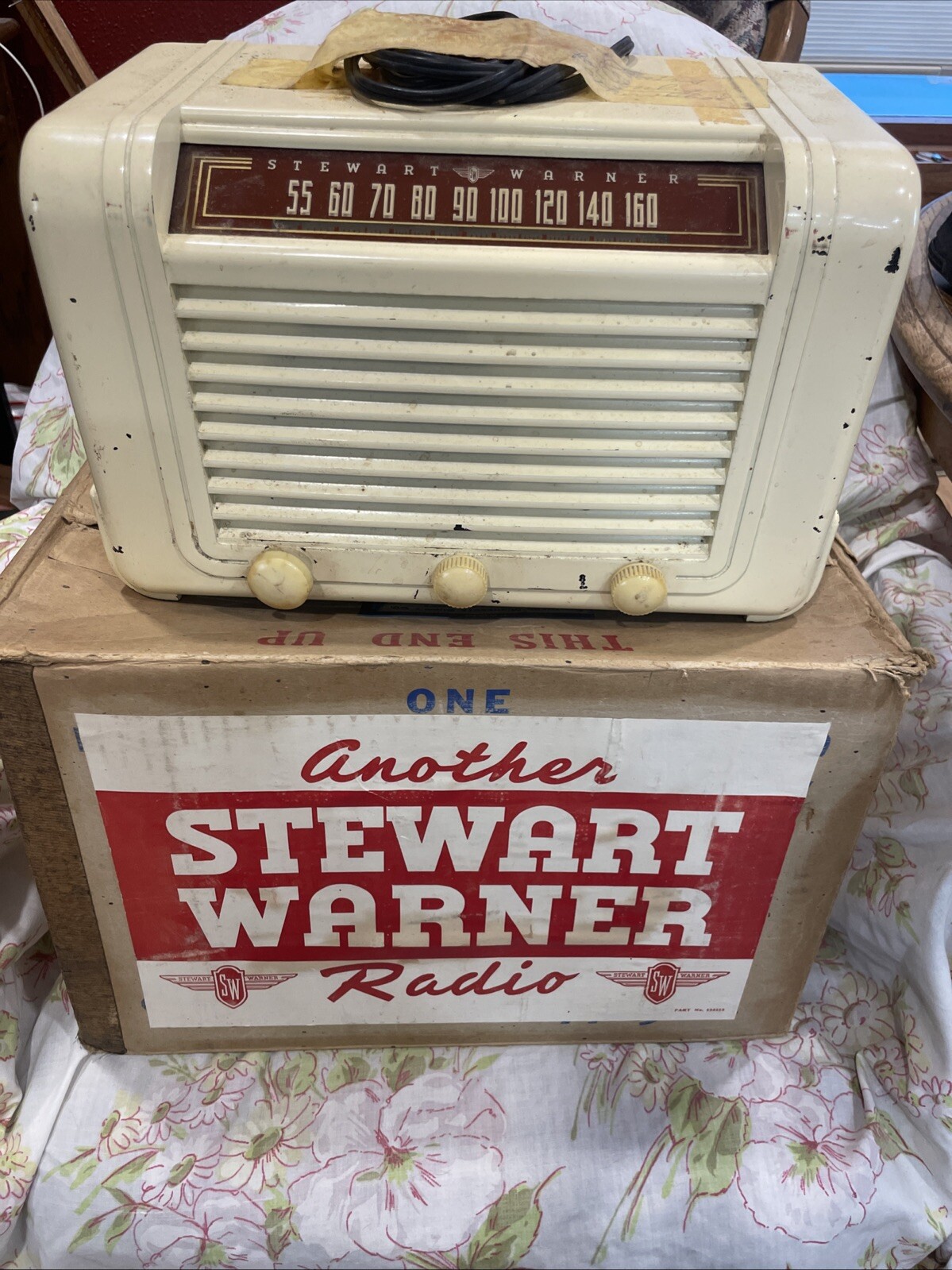 stewart warner tube radio For Repair 9002-B