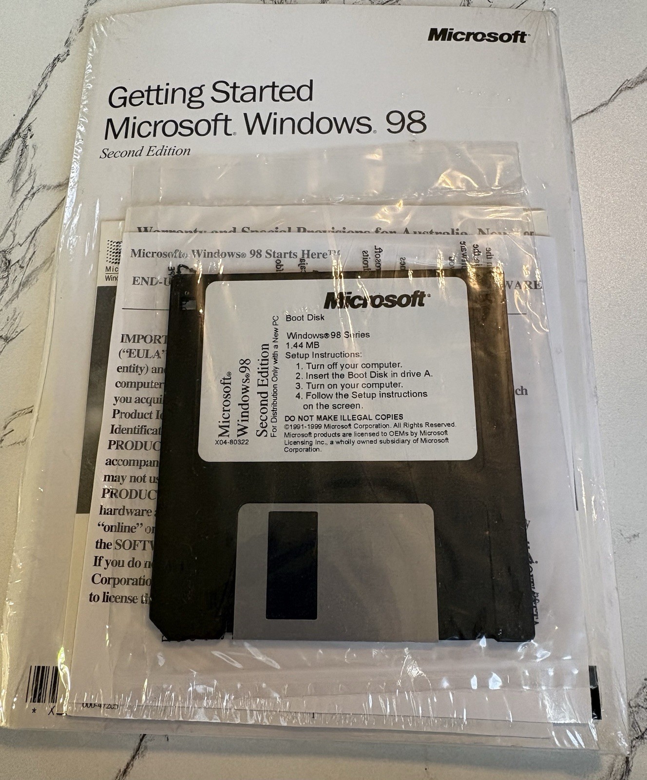 Microsoft Windows 98 Second Edition Software X04-80322 Floppy Disk & CD-ROM NEW