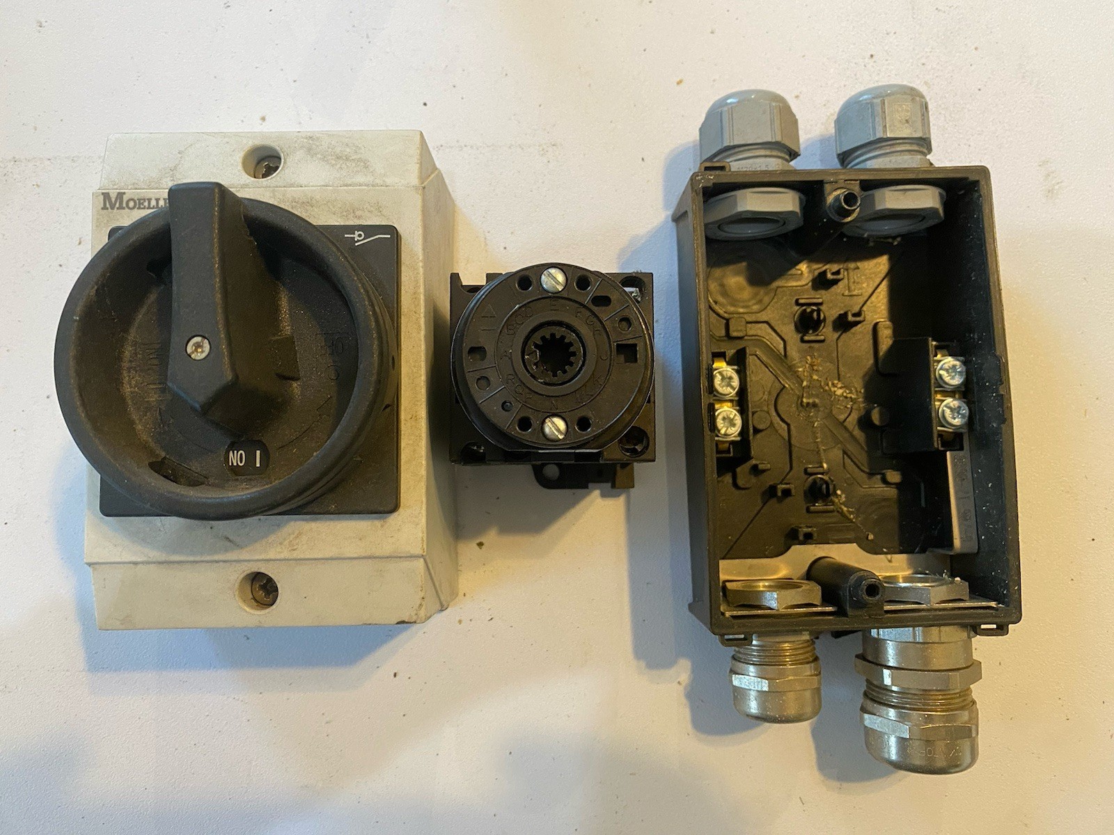 Moeller TO-4-15682, T0-4-15682 rotary switch with plastic
