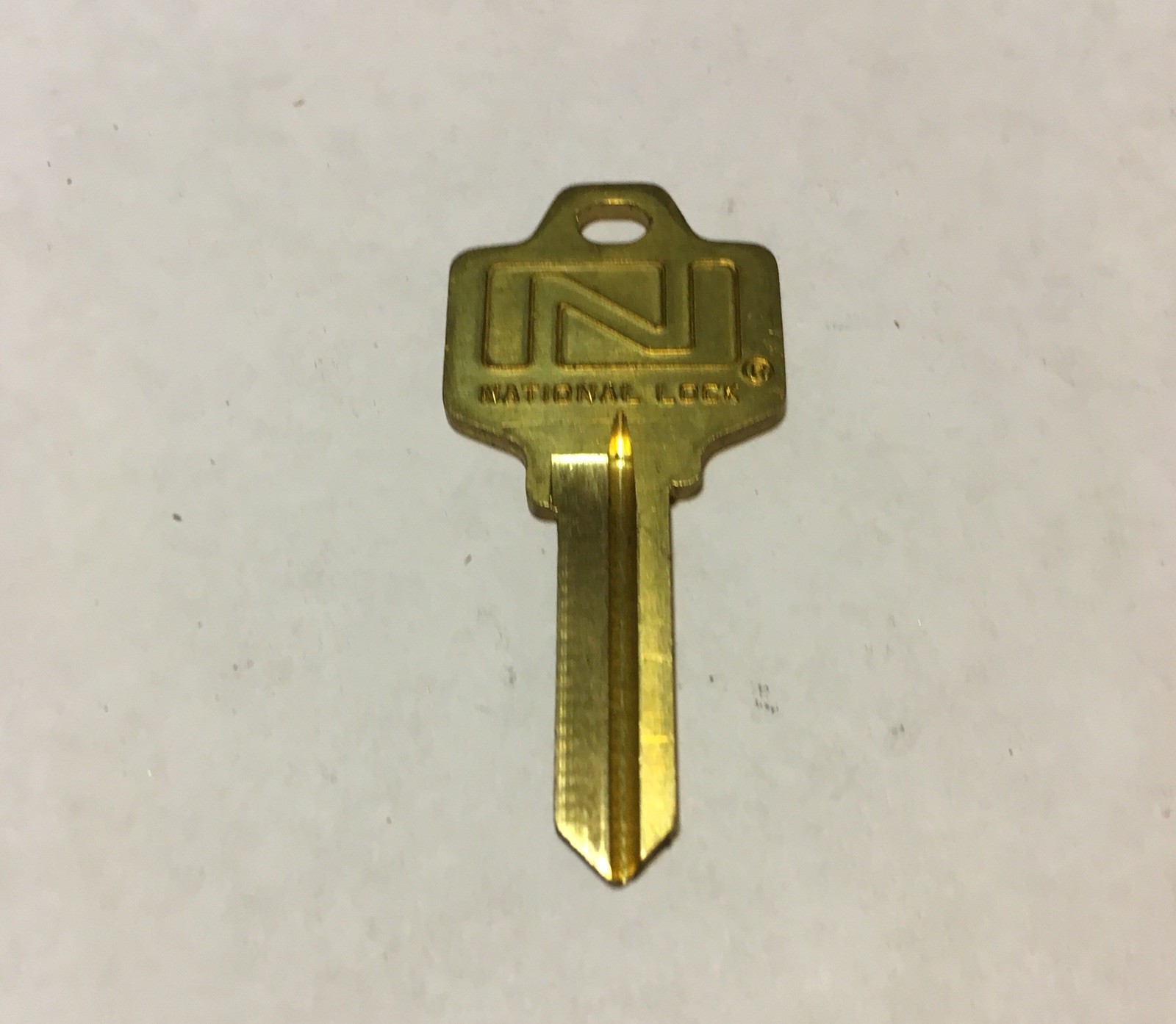 Lots of NA25 R1064E 5R04N 4295 Key Blanks for National/Rockford