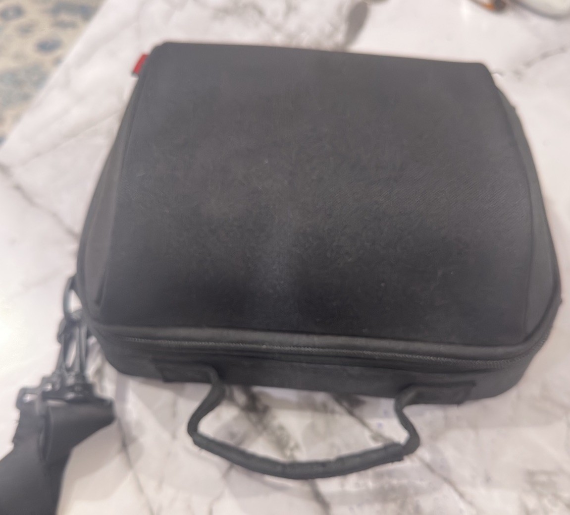View Sonic PLED-W500 DLP  Projector With Bag Remote Power Cord And CD