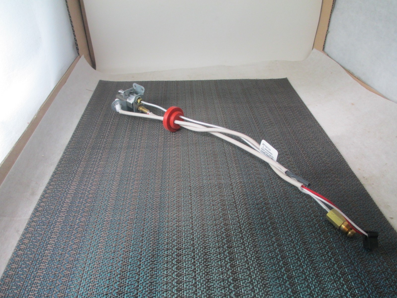 Rheem AP16614A Pilot Assembly NEW!  Honeywell CS8840C1603 Natural Gas